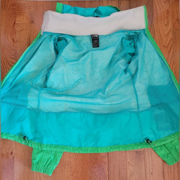 North Face Althetic Lightweight Women's Windbreaker Rain Jacket Green size S - Picture 3 of 11